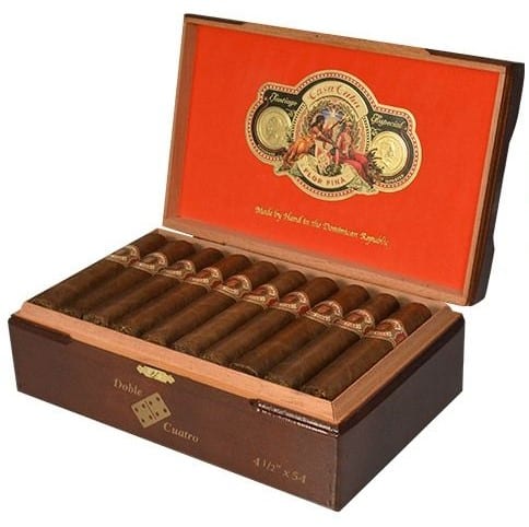 Casa Cuba Doble Cuatro
