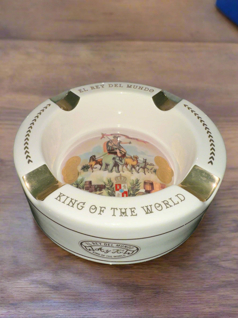 Ashtray El Rey del Mundo King of the World
