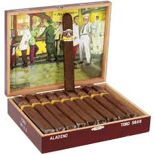Aladino Maduro Box-Pressed Robusto